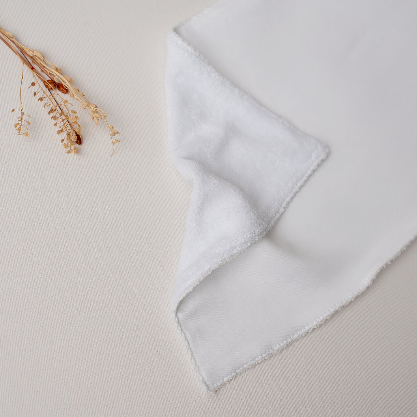 Paninho de Ombro - Detalhe Branco