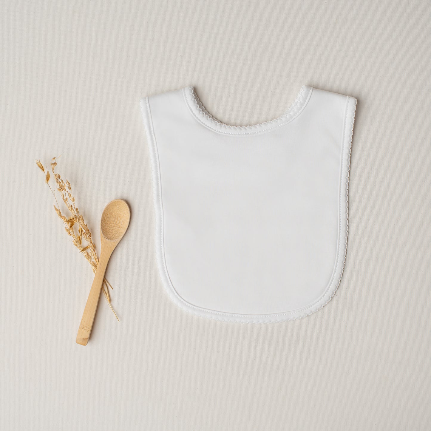 Babador Tucano Pima Branco Atoalhado