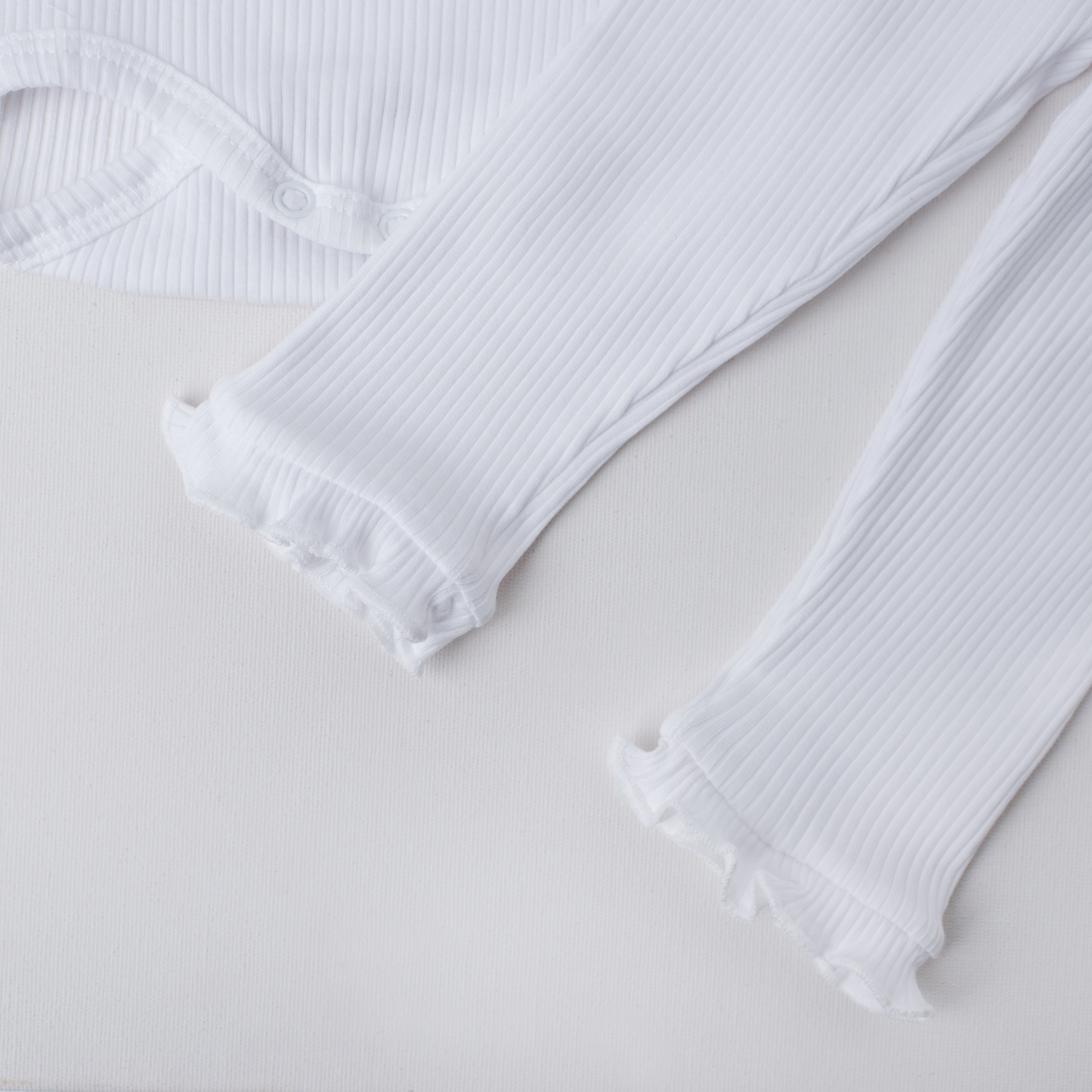 Conjunto Cisne Canelado Branco