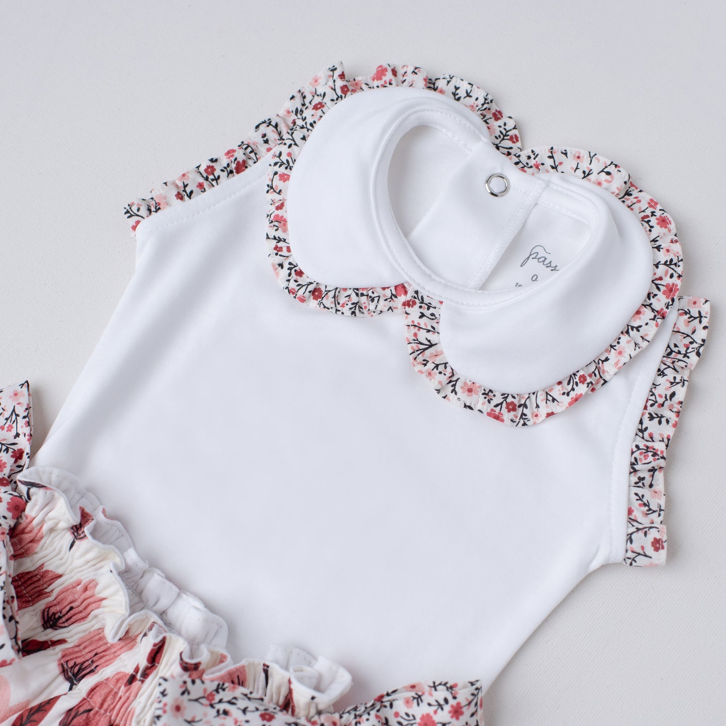 Conjunto Body e Shorts Tico Tico Rosa