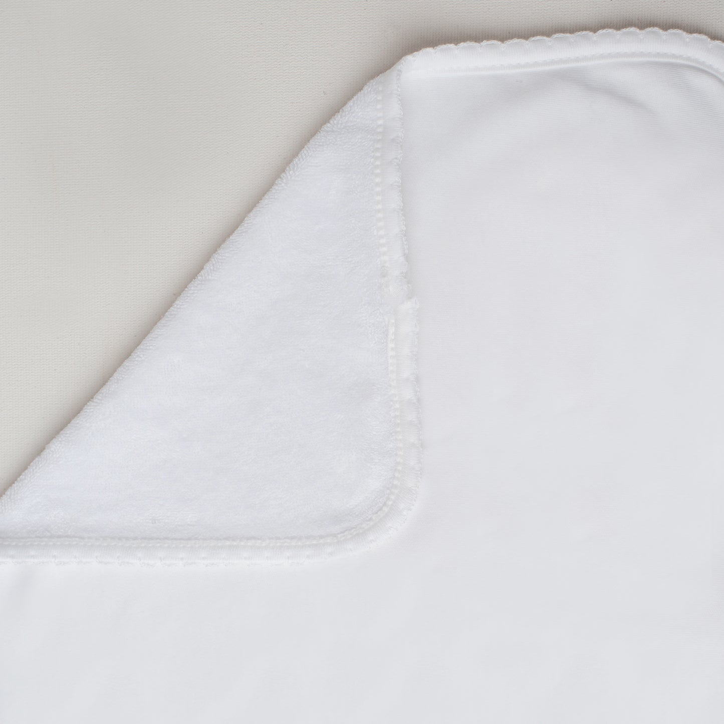 Paninho de Boca ou Bumbum Atoalhado - Detalhe Branco