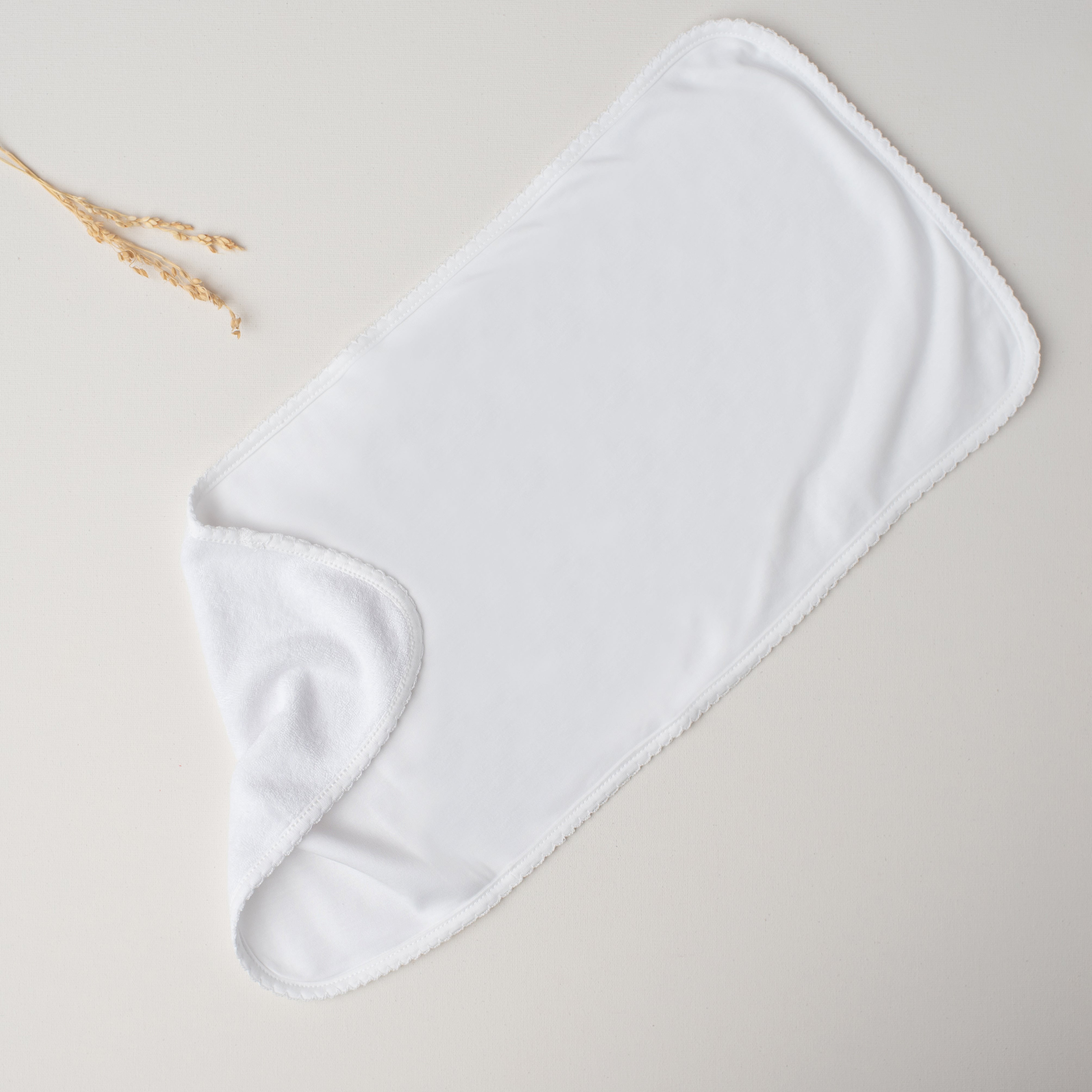 Paninho de Ombro - Detalhe Branco