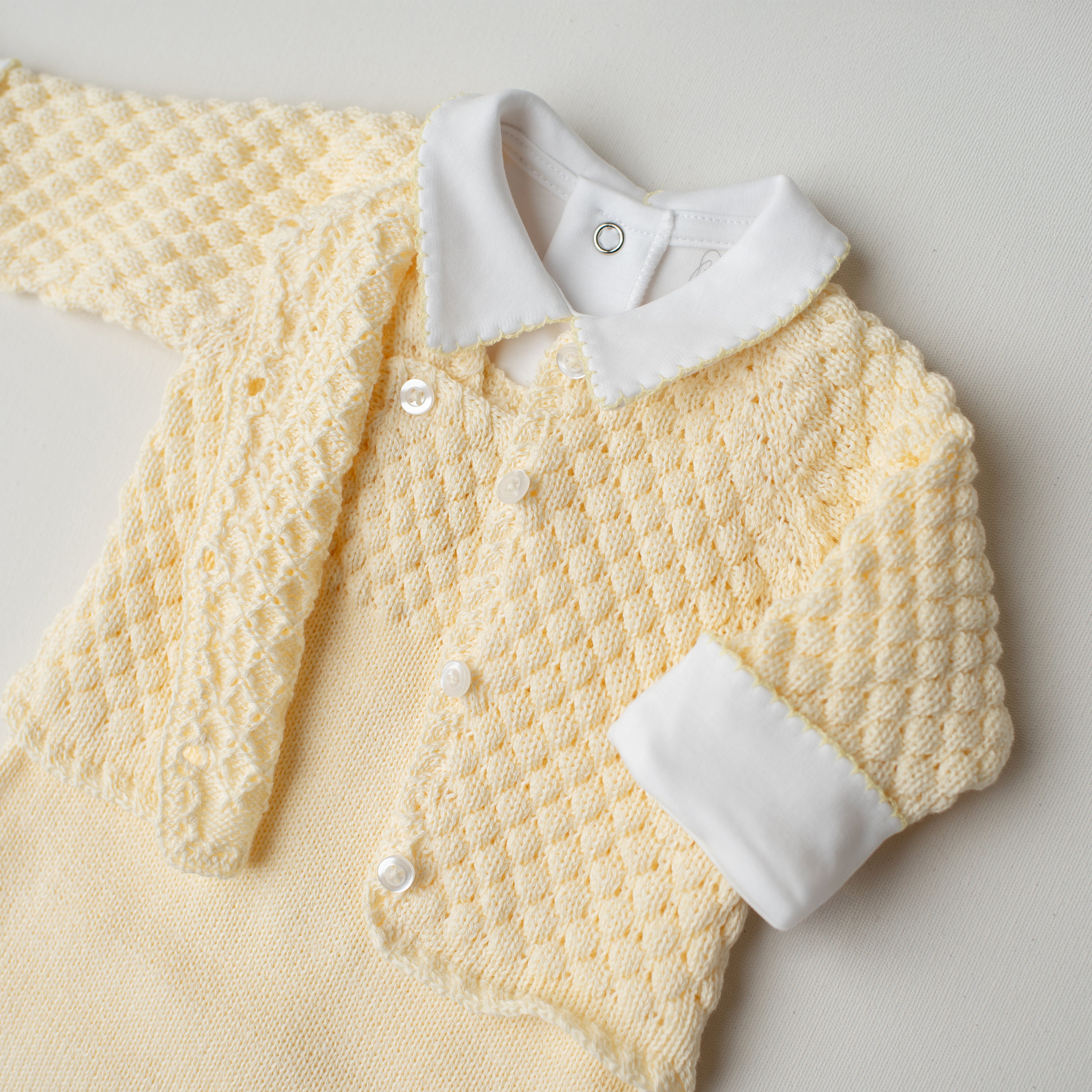 Saída de Maternidade Águia Amarela