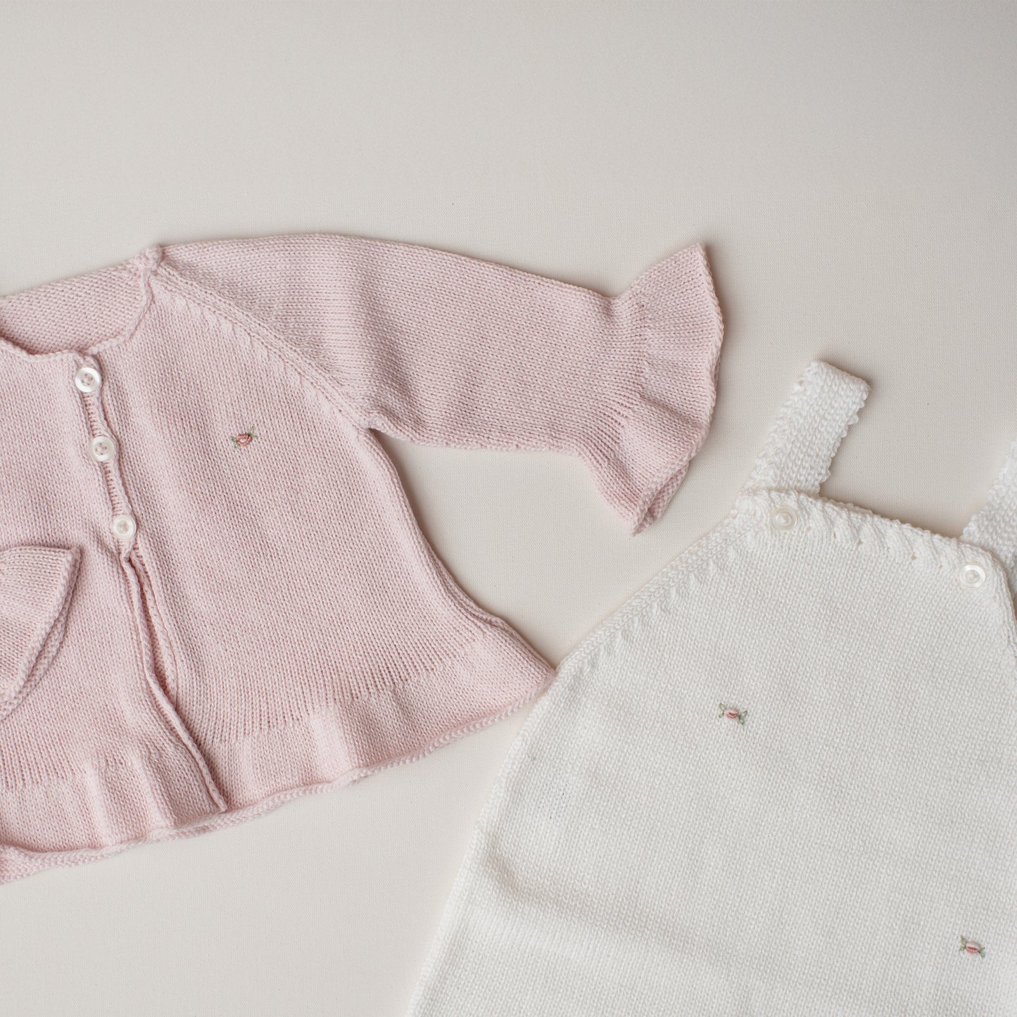 Saída de Maternidade Anambé Branca e Rosa