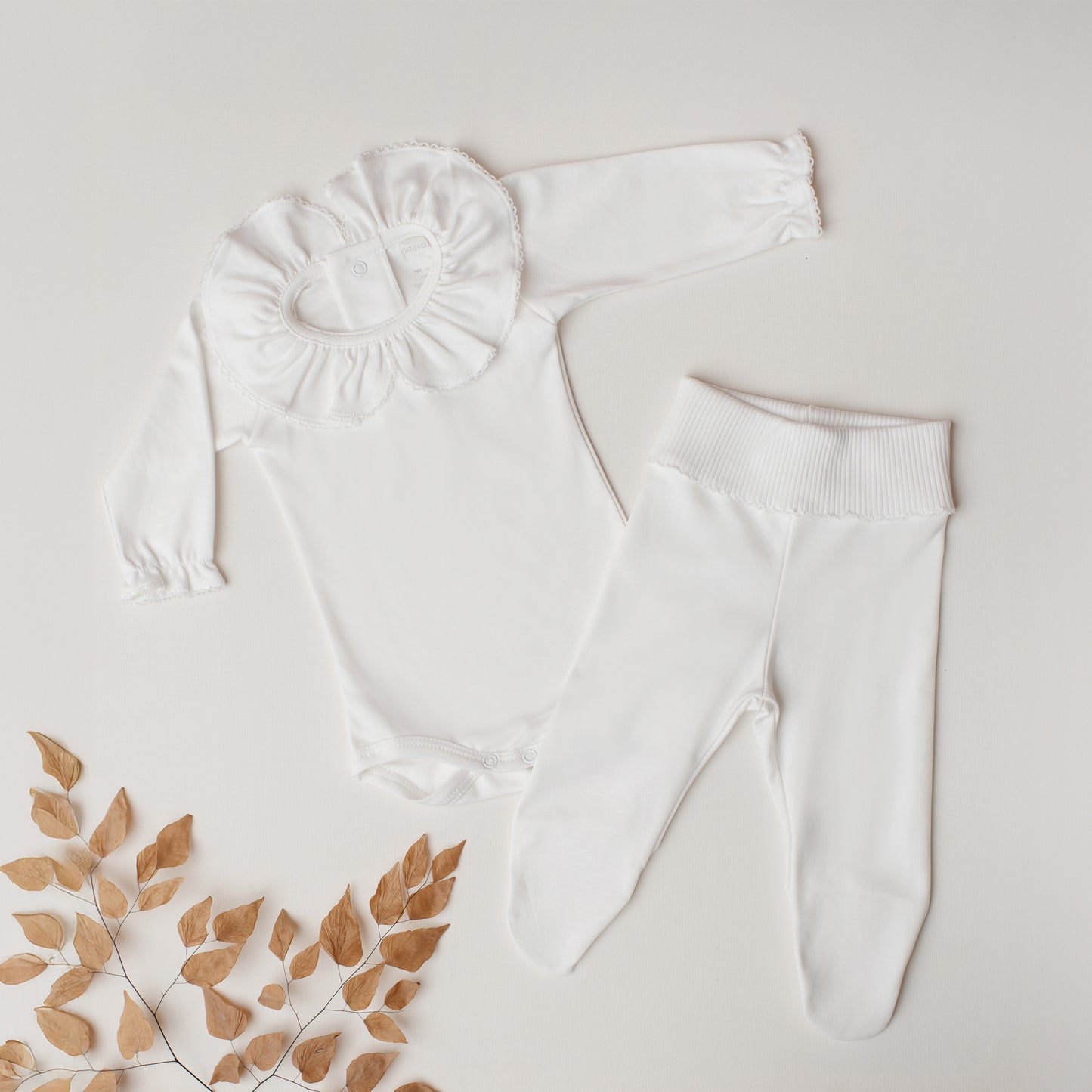 Conjunto Body Beija-Flor + Culote Yoga Branco
