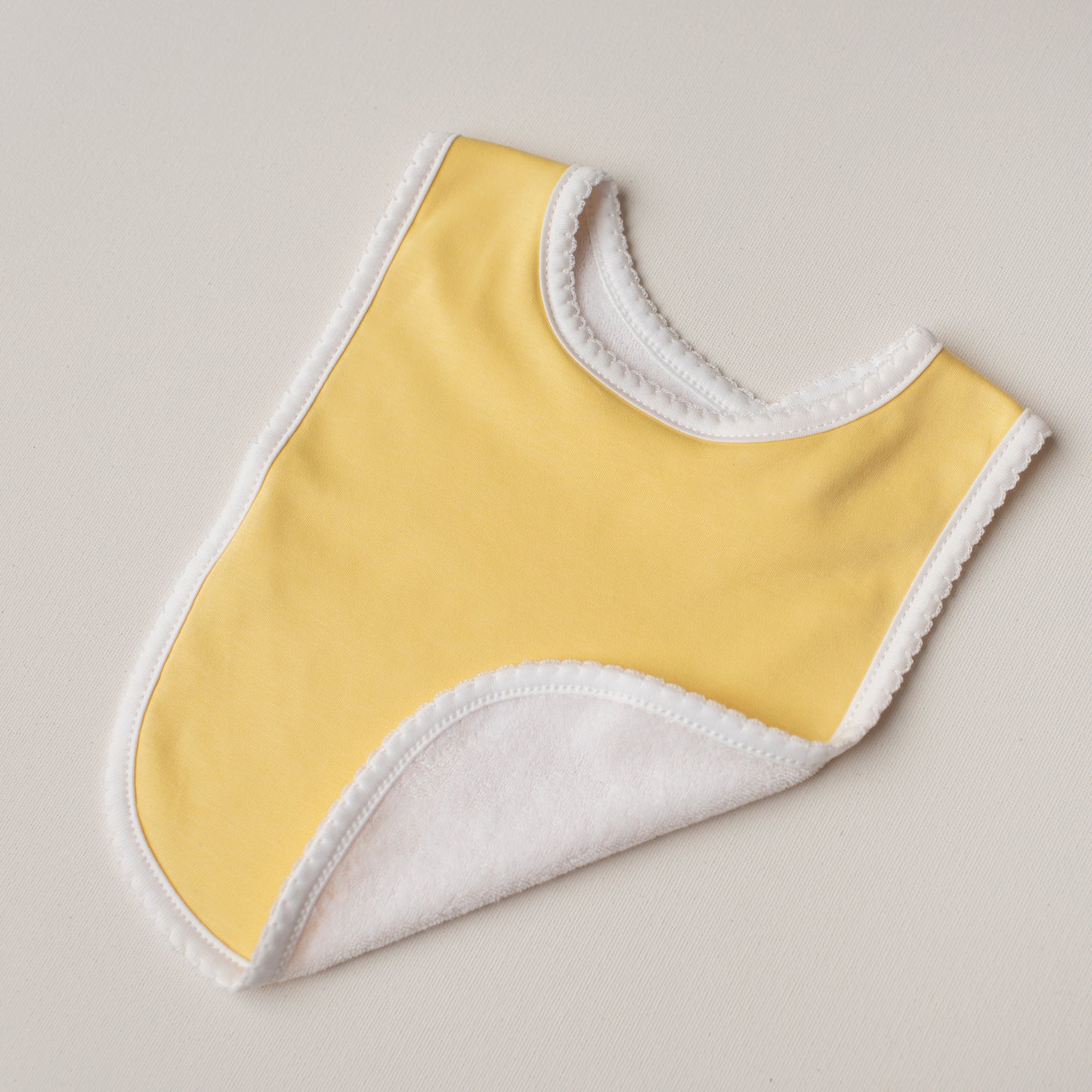 Babador Tucano Pima Amarelo Atoalhado