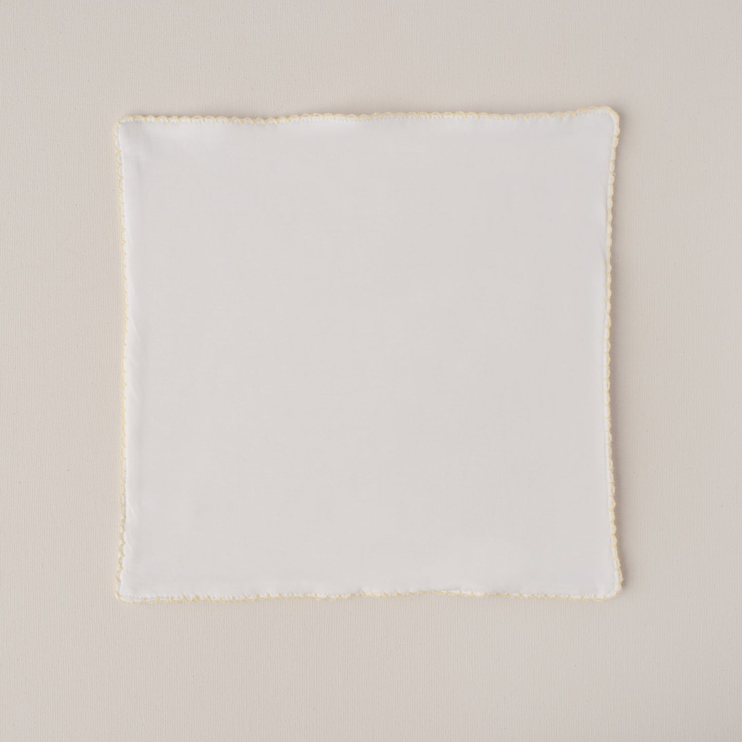 Paninho de Boca ou Bumbum Atoalhado - Detalhe Amarelo