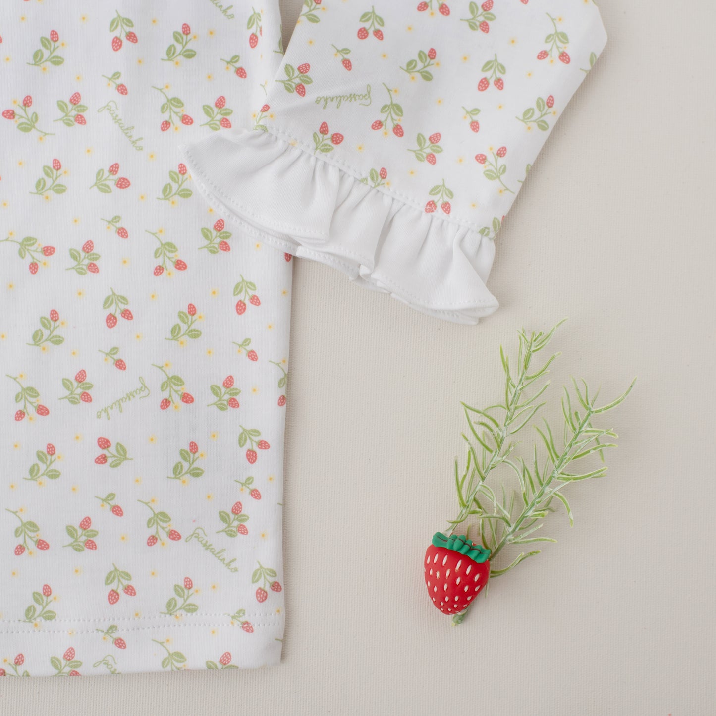 Pijama Calça e Blusa Arara Moranguinhos