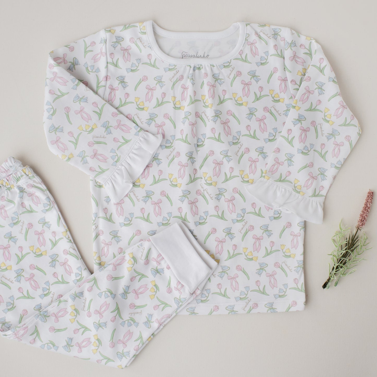 Pijama Calça e Blusa Arara Tulipas