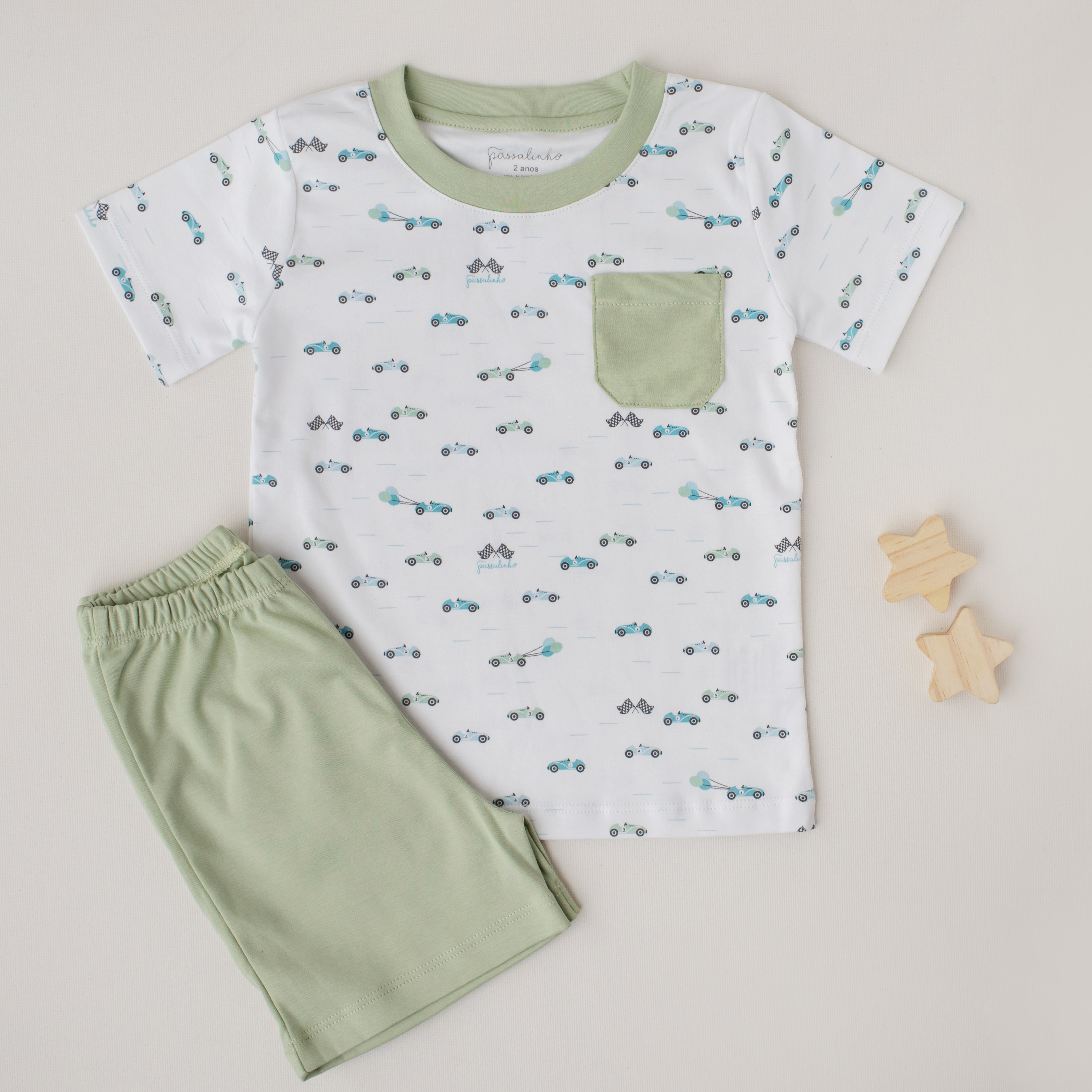 Pijama Shorts e Camiseta Canário Corrida Vintage