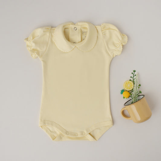 Body Garça Manga Curta Amarelo