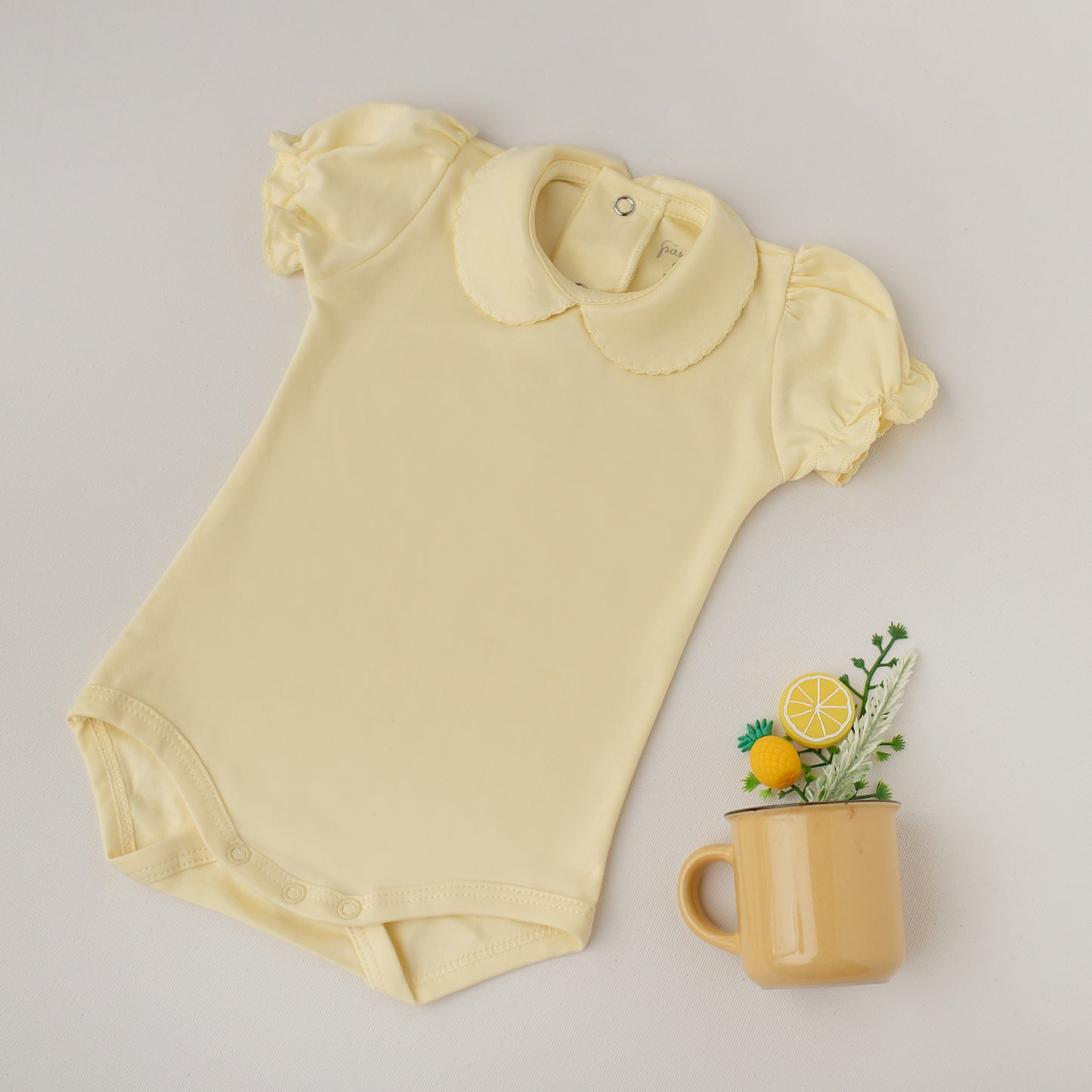 Body Garça Manga Curta Amarelo