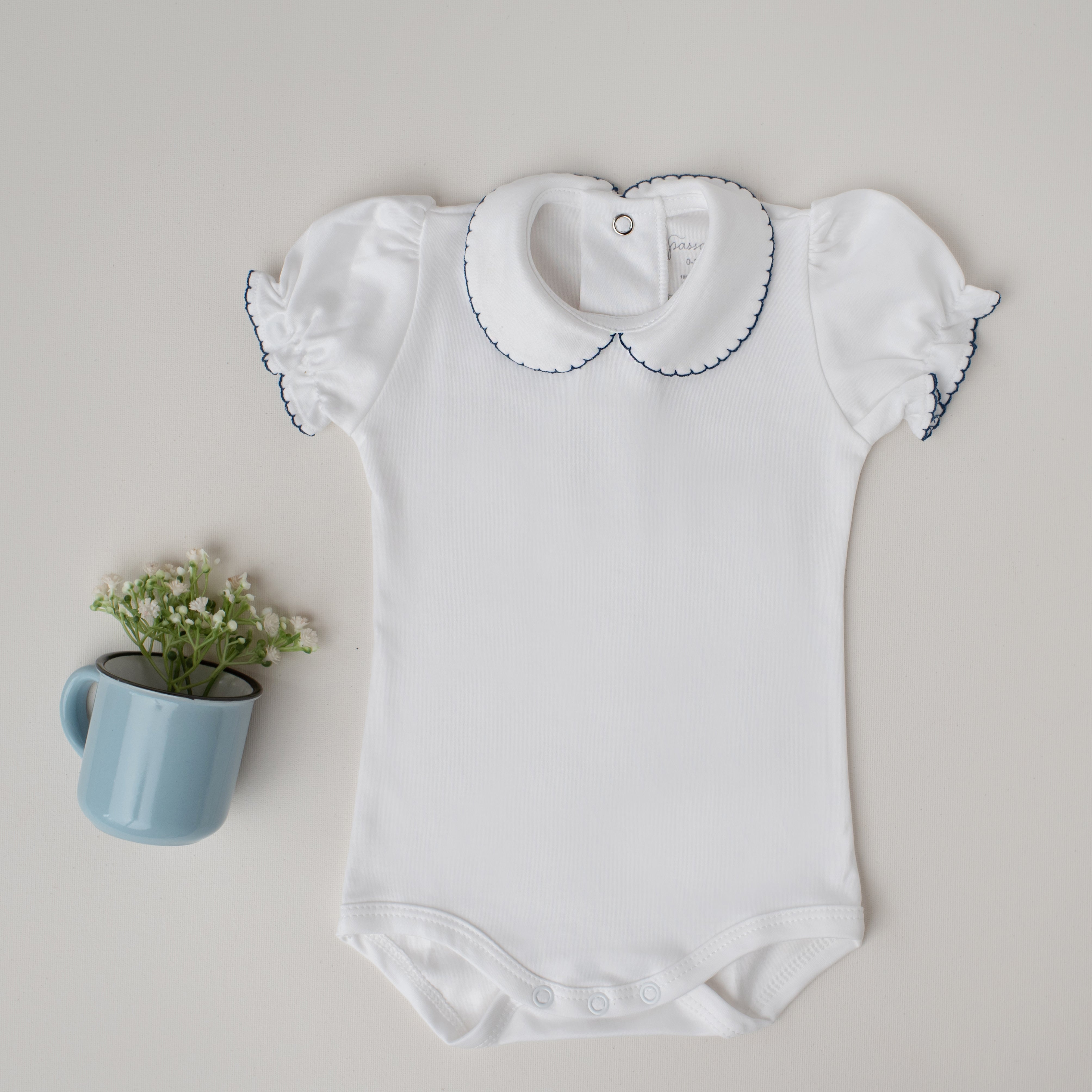 Body Garça Manga Curta Detalhe Marinho