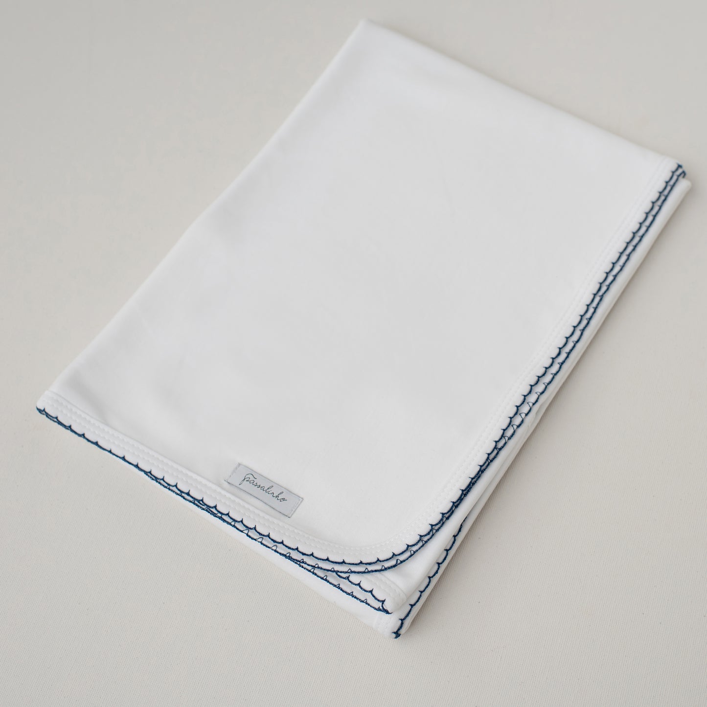 Manta Dupla Pluma de Algodão Detalhe Marinho