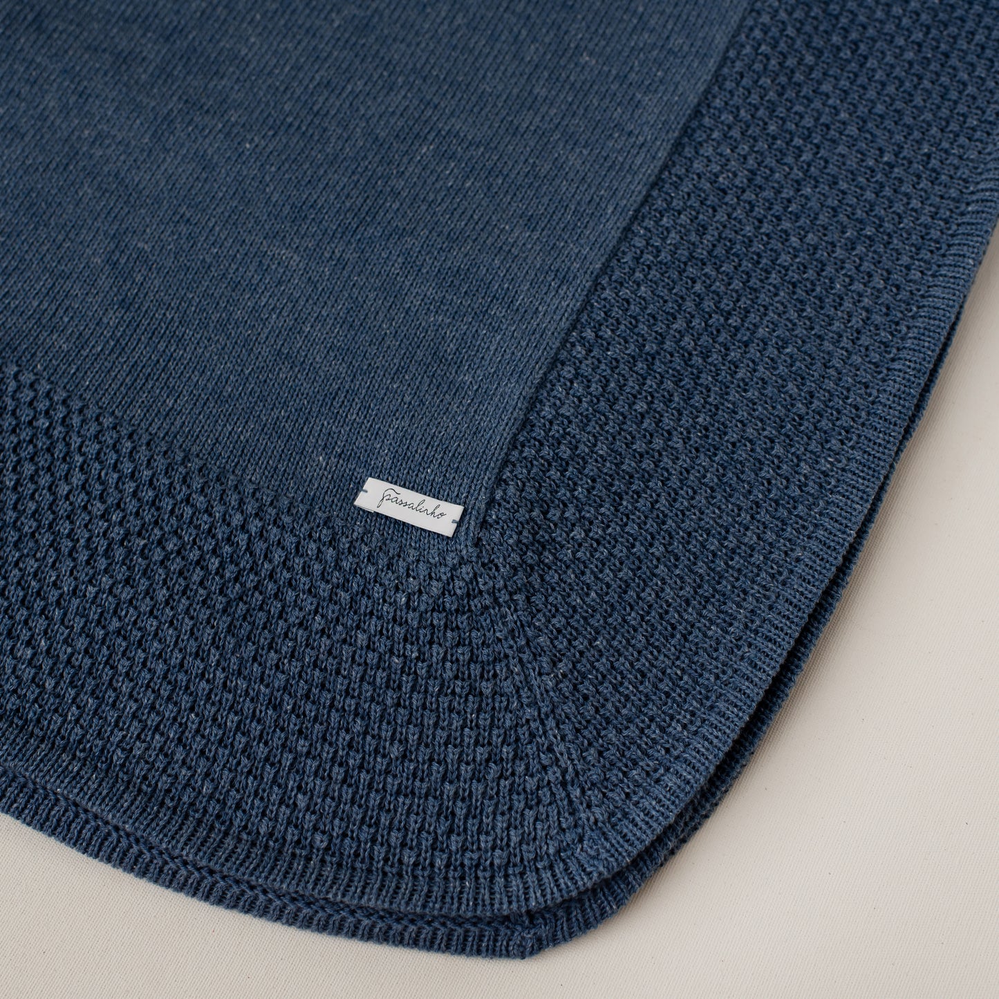 Manta Tricô Ponto Arroz Azul Jeans