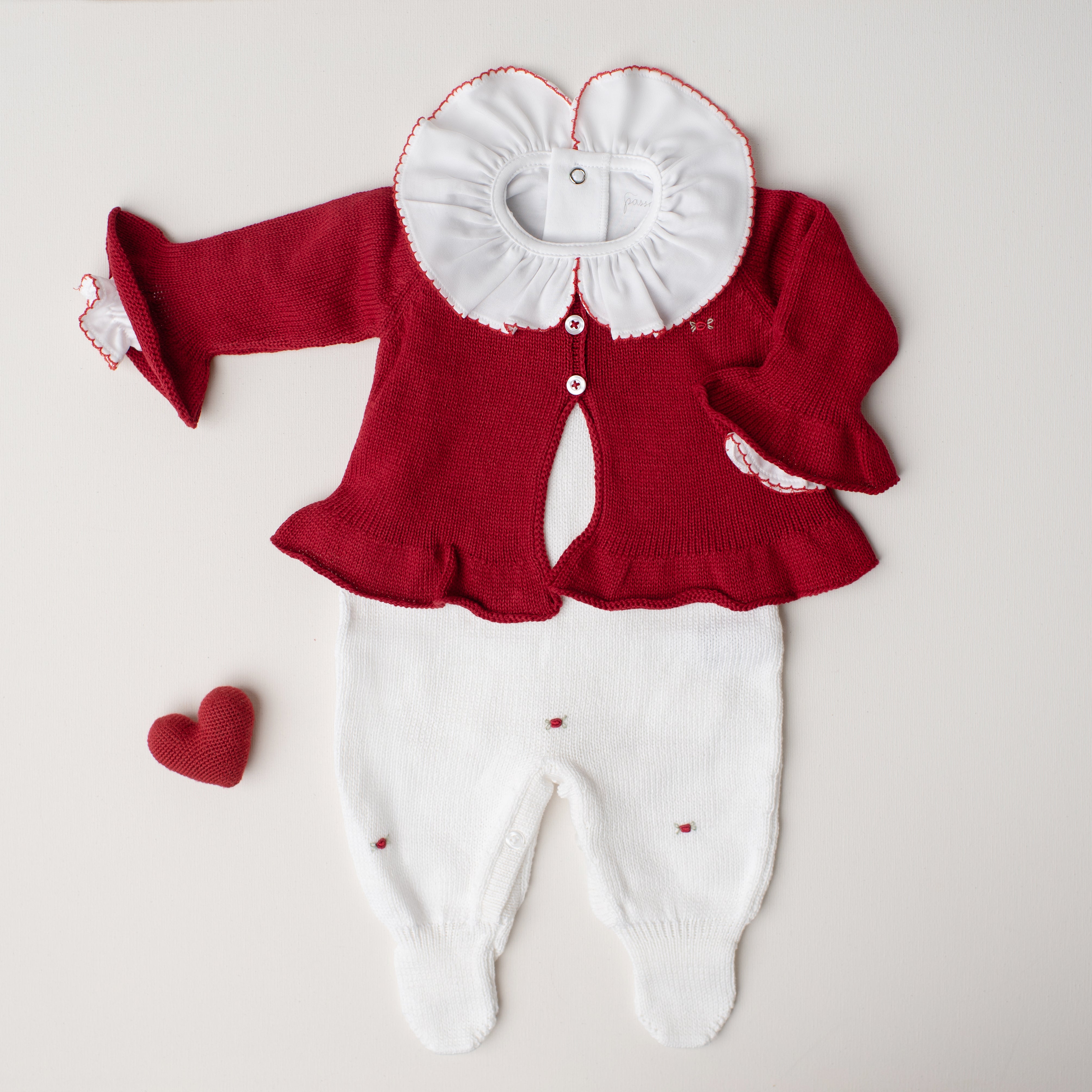 Saída de Maternidade Anambé Branca e Vermelha