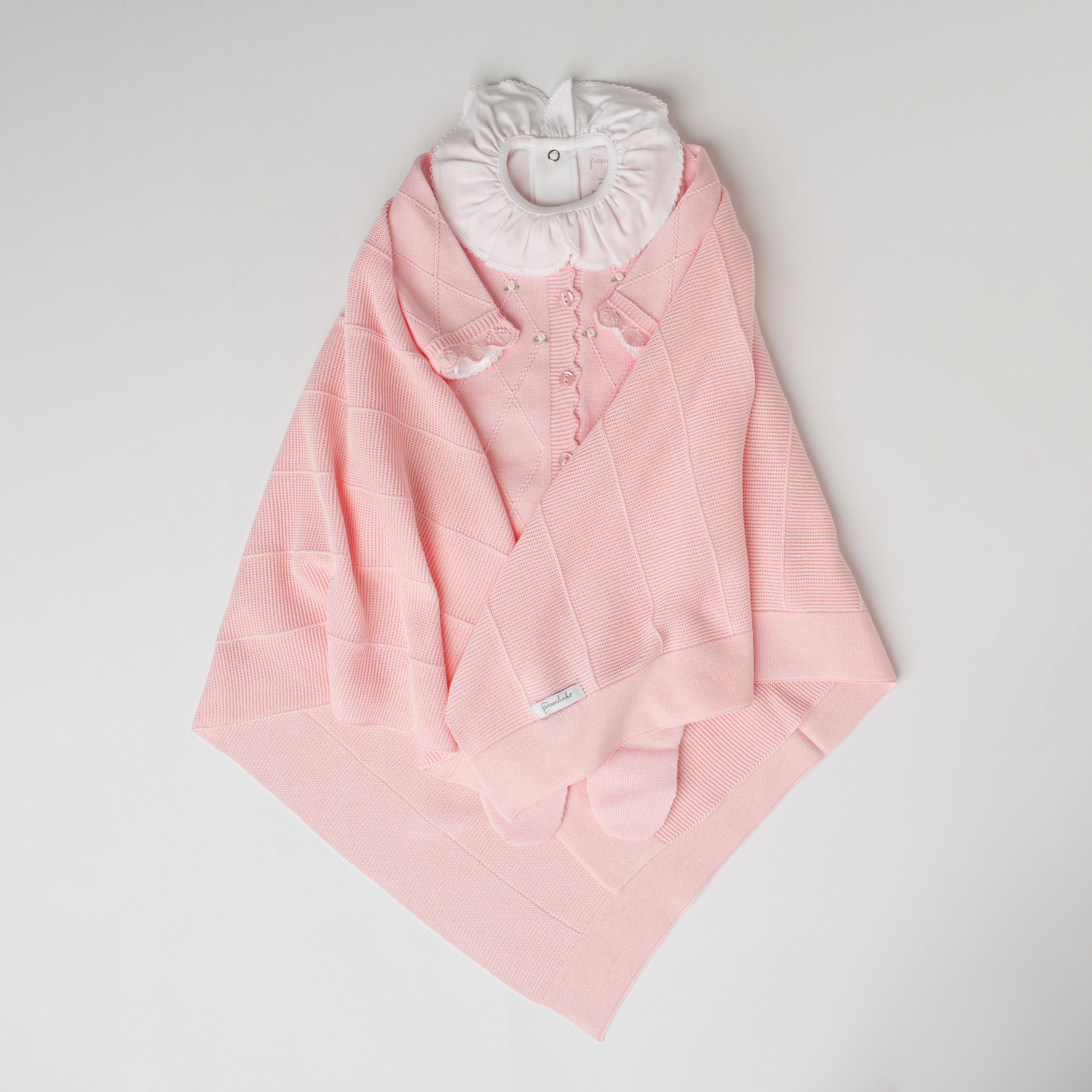 Saída de Maternidade Quebra Nozes Rosa