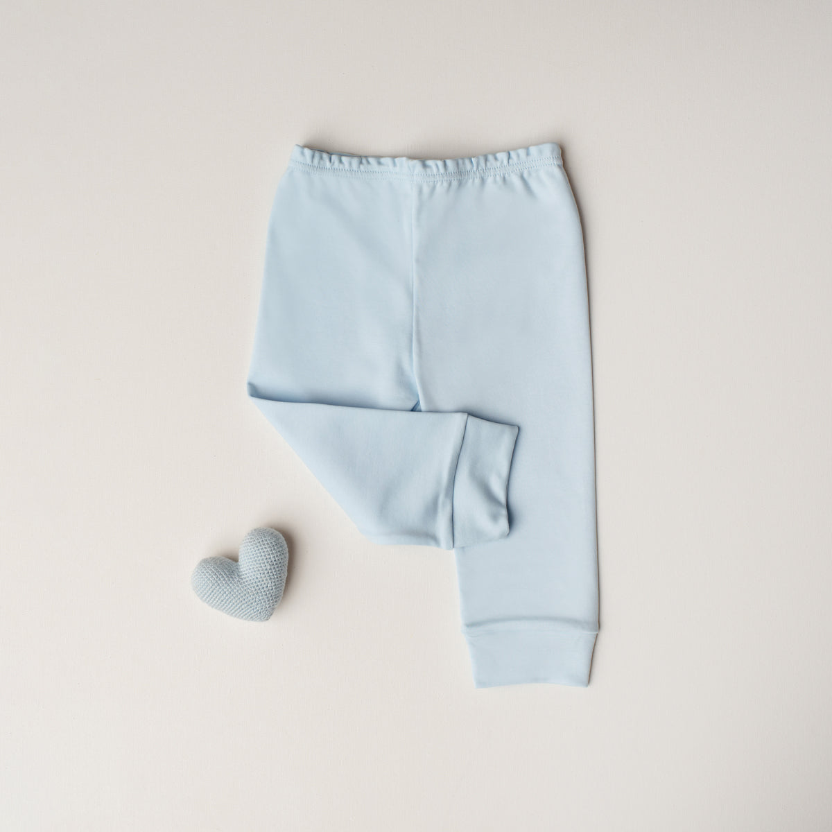 Kit 3 calças sem pezinho brancas e azul em algodão pima peruano para bebê passalinho – calça azul