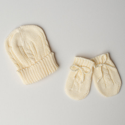 Kit: Gorrinho e Luvinha Tricô Amarelo