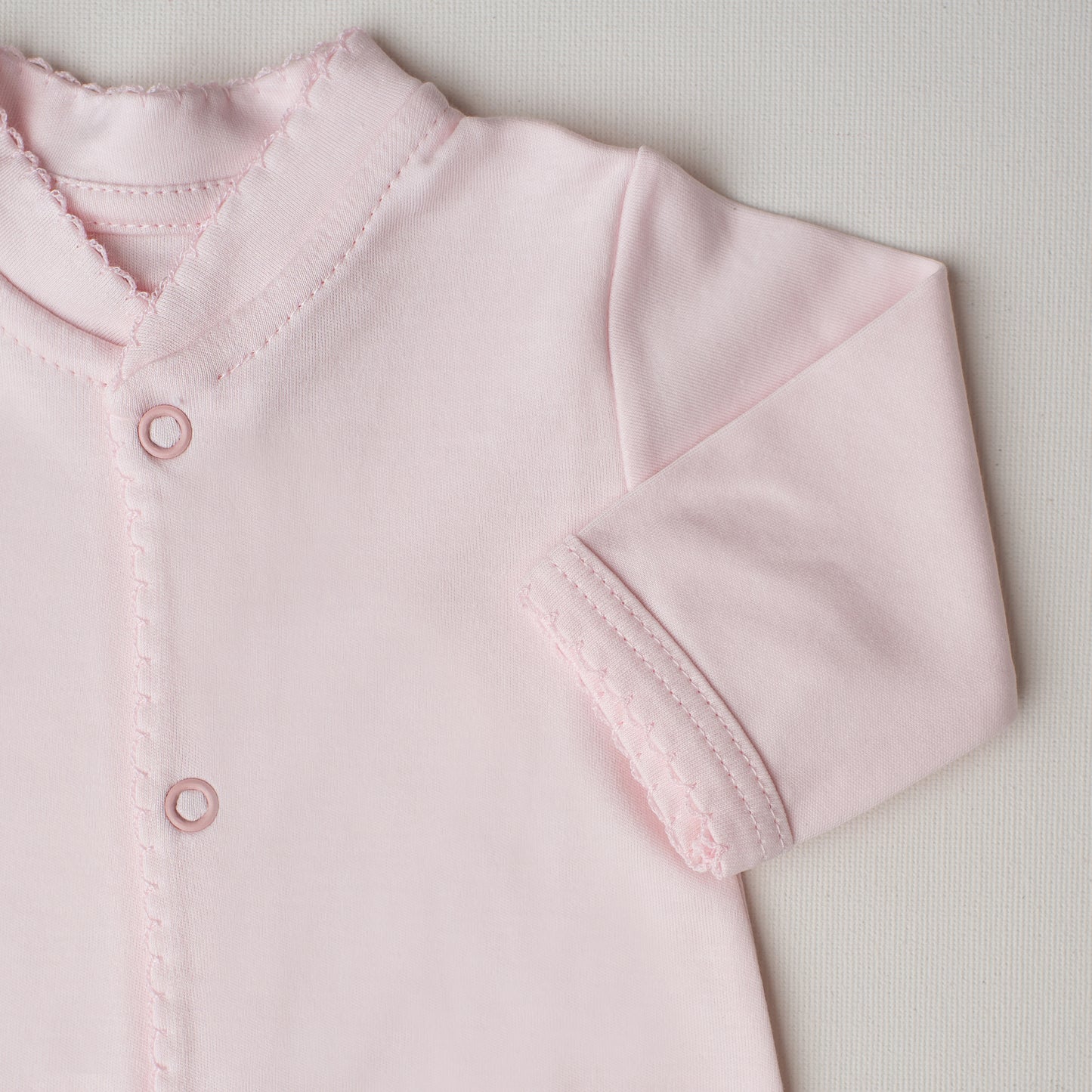 Macacão Prematuro Arara Rosa Claro